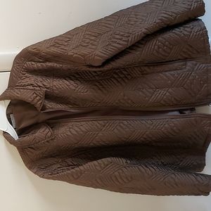 Woman coat  Jane Ashley, brown, large 1X, full zip front, gently used,